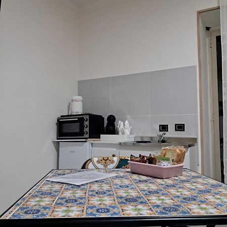 مبيت وإفطار نابولي Annahouse المظهر الخارجي الصورة